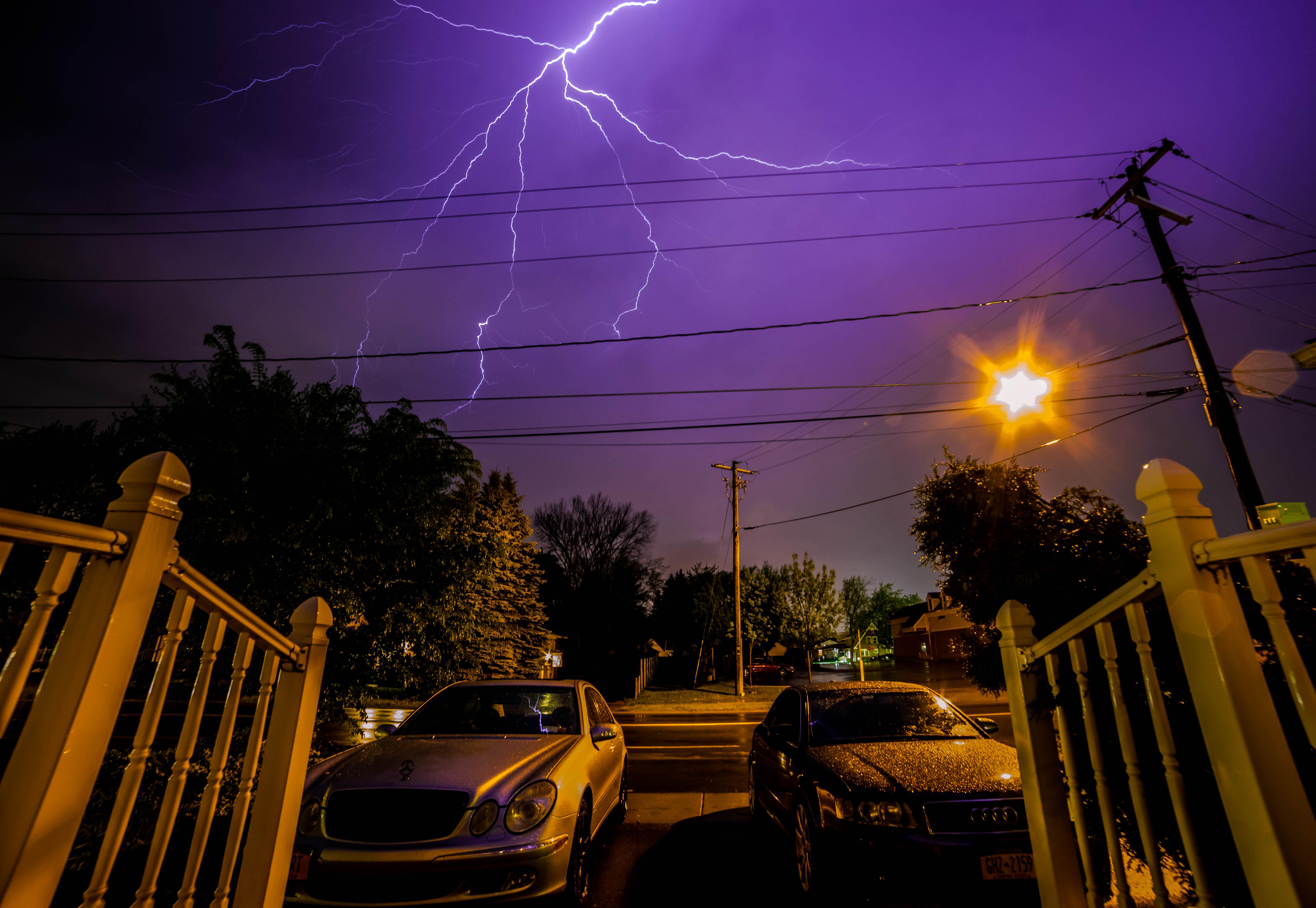 lightning strikes near homes in Buffalo, NY