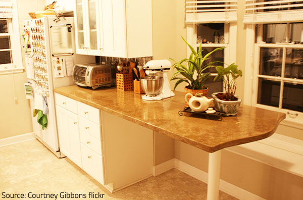 Choosing Between Natural Stone And Solid Surfaces For Countertops