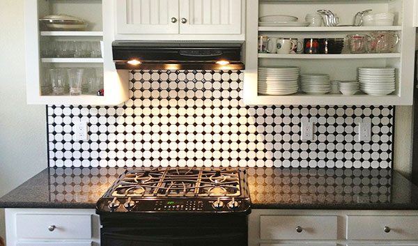 The latest trends in kitchen countertops don't involve tiles.