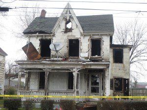 pine_street_fire_damage_21604153035