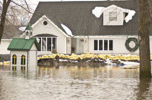dealing-with-a-flooded-home