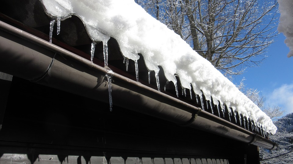 Cold Roof Winter Icicle Ice Gutter Snow Sparkle