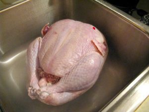 Thaw-the-Turkey-Before-Frying-It