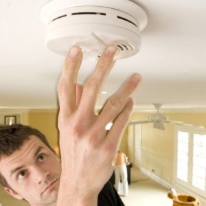 Smoke-Alarm-Testing