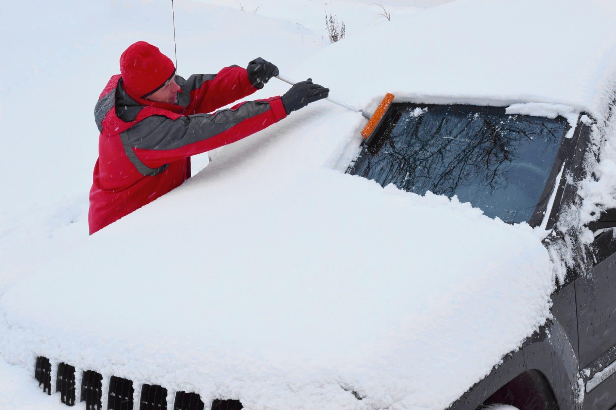 Hacks to Remove with Snow and Ice from Your Car Water Restoration
